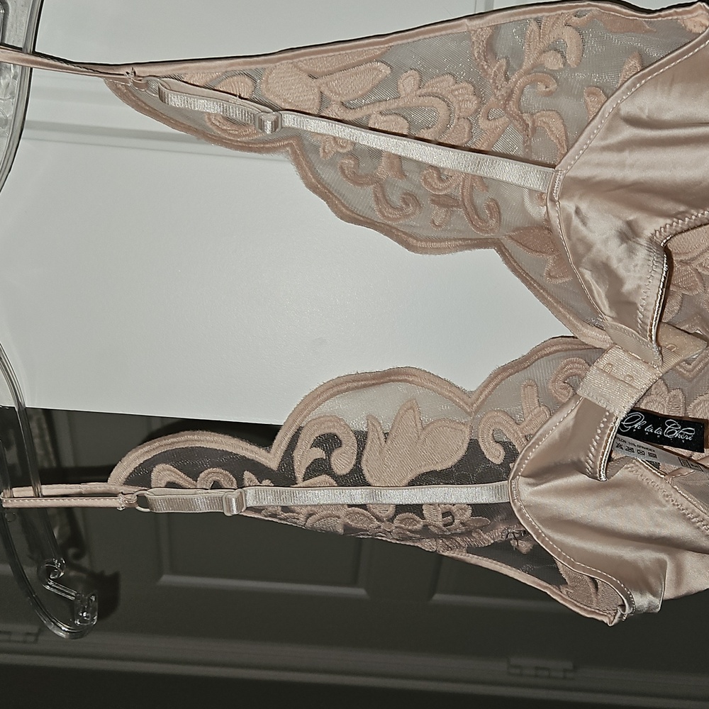 Body Suit - Picture 4 of 7